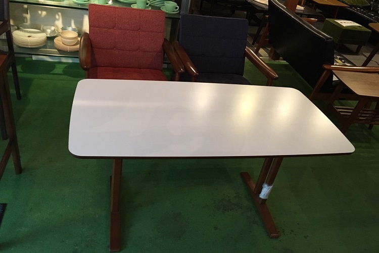 カリモク60 カフェテーブル1200（ホワイト） | collect